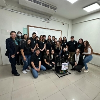 Contenedor de tapitas