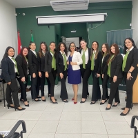 Charla Nuevos códigos de vestimenta en la imagen profesional