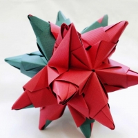 Tema: Poliedro Estrellado de 20 Puntas | Docente: Lissa Villamayor | Alumno: Juan Daniel Sanabria | Comunicación Visual II: Diseño Bi/Tri-Dimensional | Año 2016