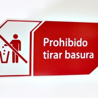 Tema: Proyecto de Señalización | Docente: Amparito Gimenez | Alumno: Victor Vega | Comunicación Visual VI: Señalética | Año 2017