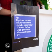 Feria de carreras TICs para las niñas