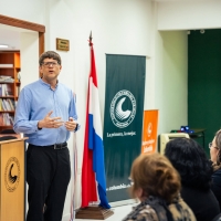 Inauguración de la Biblioteca Dr. Roberto Elias Canese