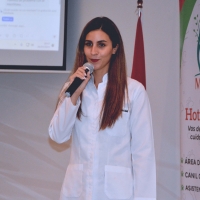 Charla sobre "Manejo analgésico y anestésico en gestantes"