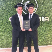 Alumnos de Comercio Exterior brillan en defensa de sus TCC