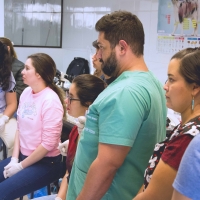 Taller Práctico sobre el Uso del Microscopio en Clínicas