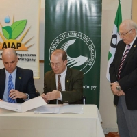 Firma de Convenio de Cooperación con la AIAP
