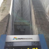 Visita a Hidroeléctrica Itaipú por Alumnos de Veterinaria