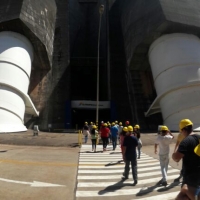 Visita a Hidroeléctrica Itaipú por Alumnos de Veterinaria