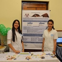 Expo de Farmacología por Alumnos de Veterinaria