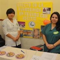 Expo de Farmacología por Alumnos de Veterinaria