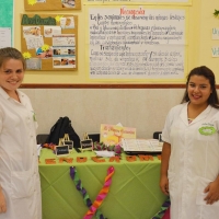 Expo de Farmacología por Alumnos de Veterinaria