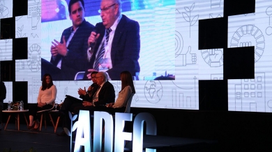 Columbia presente en Congreso Internacional