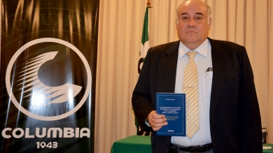 Presentación del Libro del Dr. Ricardo Gayol