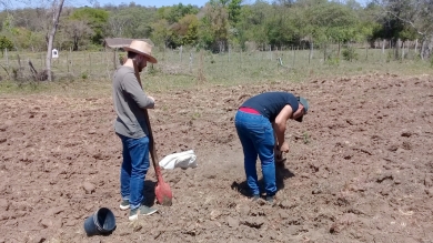 Visita a Granja Vy'a Renda, Ybycuí