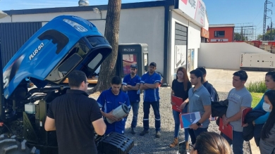 Práctica de Maquinaria - Ingeniería Agronómica.