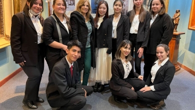 Estudiantes de Turismo y Hotelería, participan como staff del Festival de Arte de Corea y Paraguay