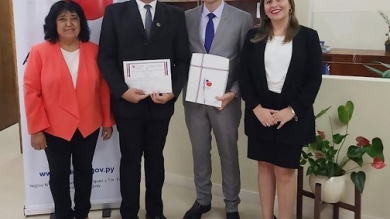 Carreras Acreditadas: ANEAES otorgó certificados de grado y postgrado a Columbia.