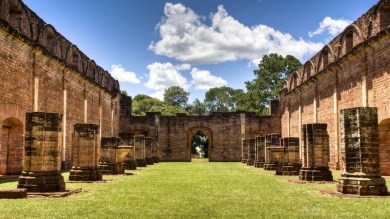 Casos de gestión  sustentable  en  sitios de belleza escénica en  Paraguay