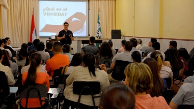 Charla: "Educación en Salud: Conociendo el VIH/SIDA"