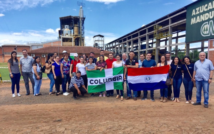 Charla de Capacitación en Cooperativa Manduvirá