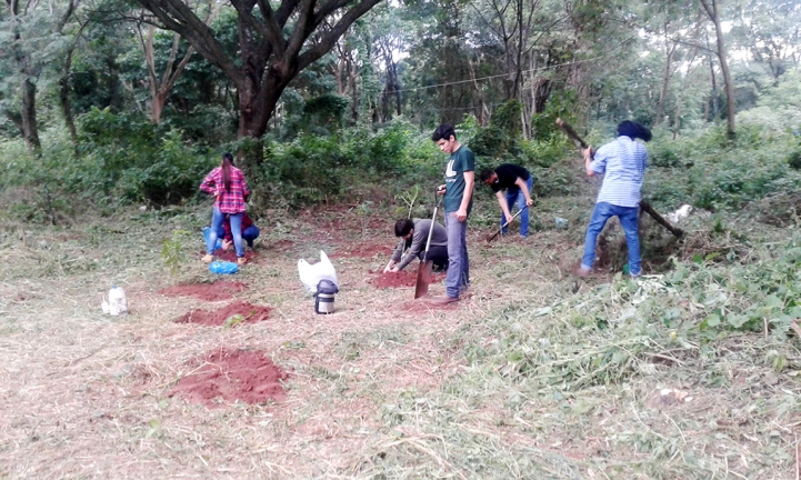 Práctica de Fruticultura en San Lorenzo