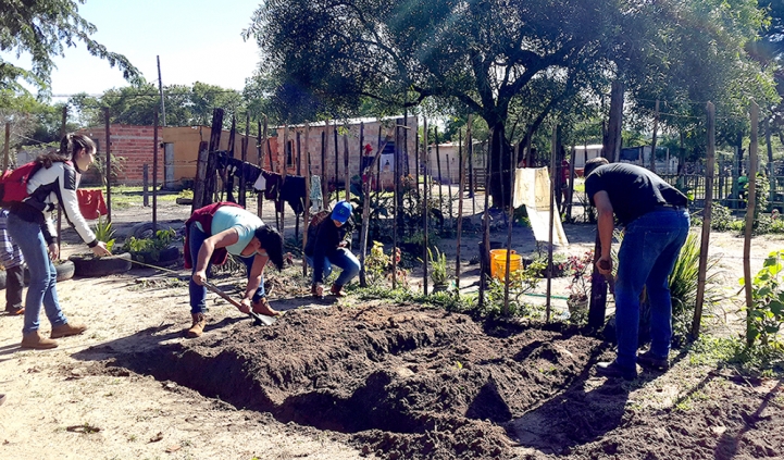 Agronomía en Proyecto de Servicio a la Comunidad 