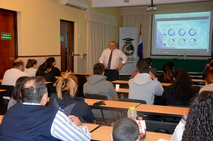 Conferencia sobre Tarjetas de Crédito en Paraguay