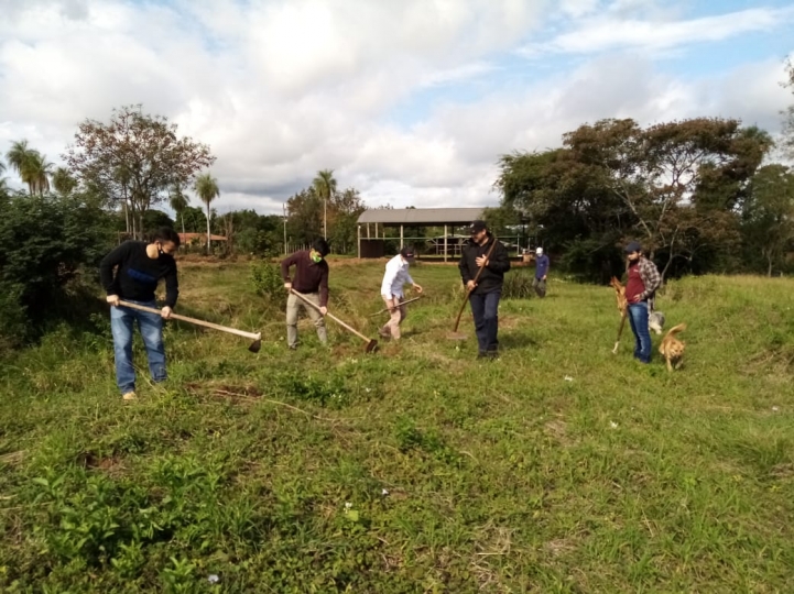 Estudiantes de Ingeniería Agronómica realizan experiencias de campo