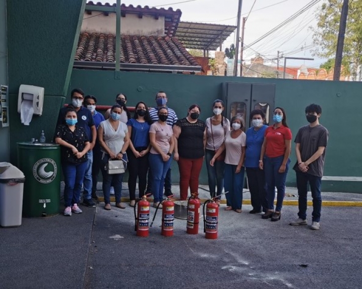 Capacitación sobre el Manejo de Extintores en la Filial de San Lorenzo