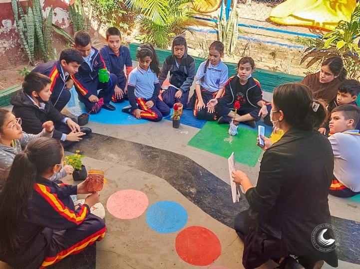 Estudiantes de Turismo y Hotelería, realizan actividades de extensión en escuela de la ciudad