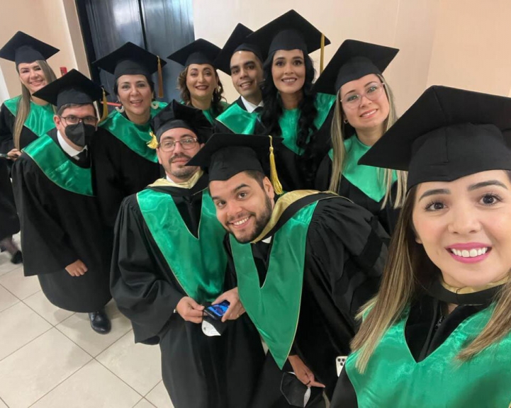 Acto de Graduación de Posgrado Columbia