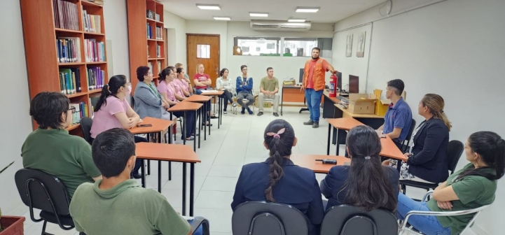 Capacitación sobre el Uso correcto y Manejo de Extintores en la Filial de San Lorenzo