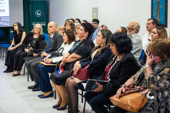 Lanzamiento de la revista conmemorativa por los 10 años de la UCPY - Filial San Lorenzo