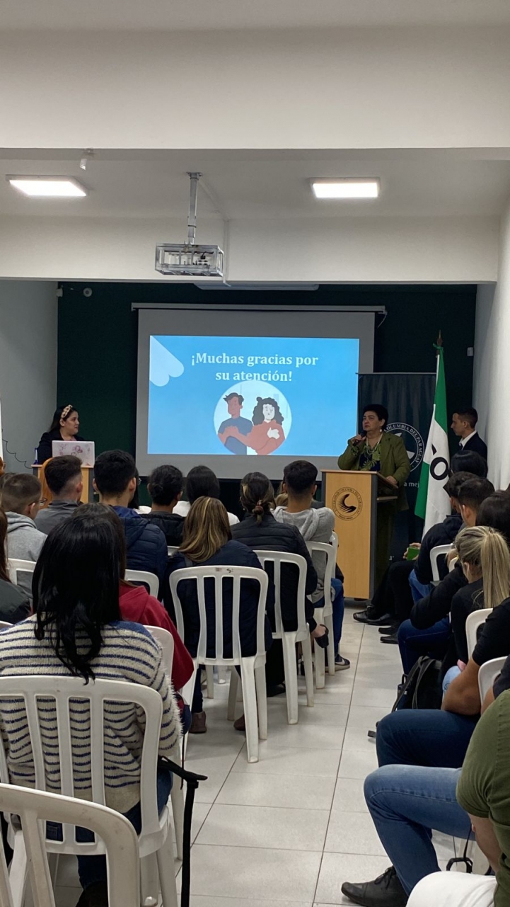 Conferencia &quot;Mi primer empleo&quot;, actividad de extensión en la Filial San Lorenzo