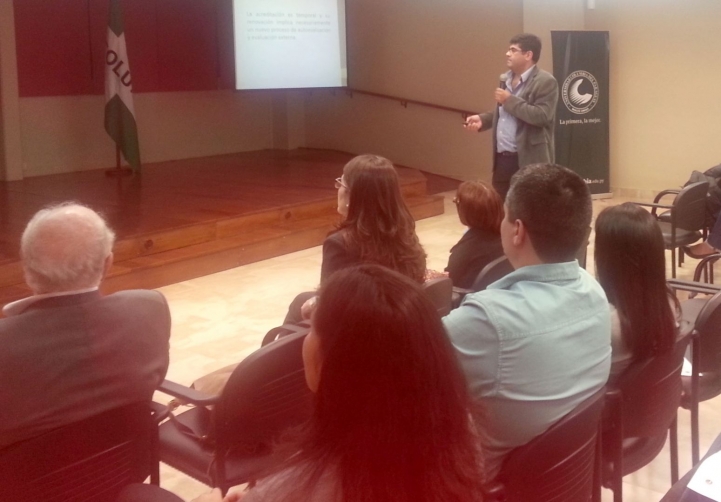 Encuentro con egresados de Administración de Empresas y Ciencias Contables y Administrativas