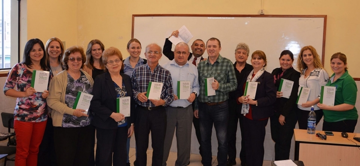 Profesores de Columbia Participan en Talleres sobre Elaboración de Trabajos Académicos