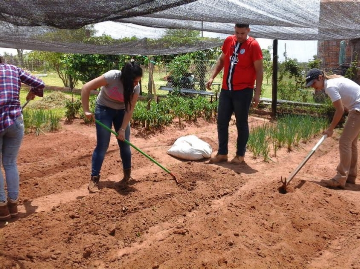 Métodos de Control Preventivos en Producción Vegetal en Asentamiento 8 de Diciembre