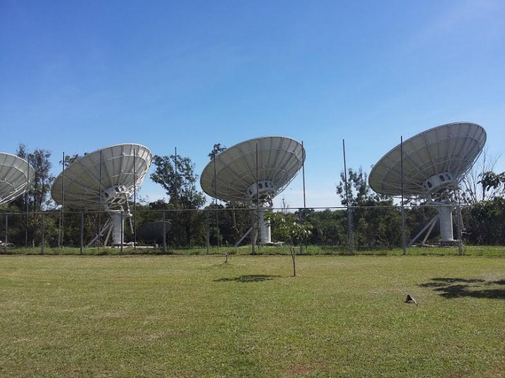 Alumnos de la Sede San Lorenzo visitan museo de la Estación Terrena de Telecomunicaciones