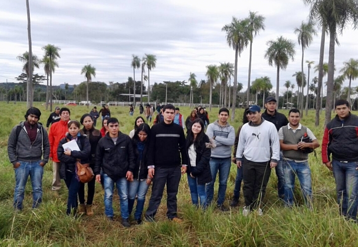 Trabajo de Campo de Agronomía en la Compañía Pejuaho, Ita