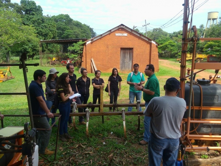 Práctica de Protección Vegetal en Instituto Paraguayo de Tecnología Agrícola