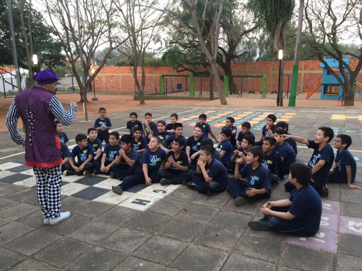 Taller de actuación de cámaras para niños en el Centro Educativo Arambé