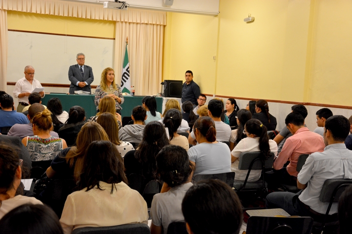 Conferencia sobre Empresas Societarias; S.A. y S.R.L. 